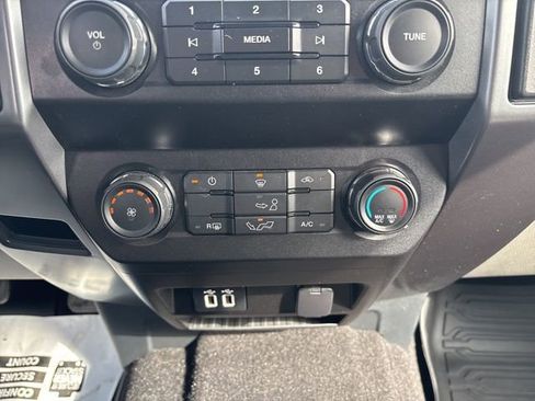 Used 2019 Ford F150 XLT w/ Equipment Group 301A Mid image 31