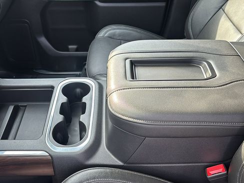 Used 2020 GMC Sierra 1500 SLT w/ SLT Premium Package image 22