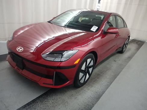 Used 2024 Hyundai Ioniq 6 SE RWD image 1