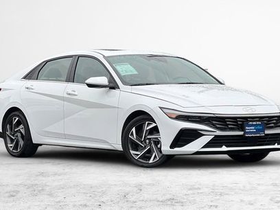 Used 2025 Hyundai Elantra SEL
