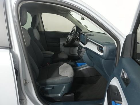 Certified 2025 Ford Maverick XLT w/ XLT Luxury Package FWD image 29