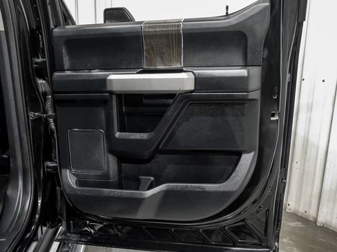 Used 2021 Ford F350 Lariat w/ Lariat Ultimate Package AWD/4WD image 46