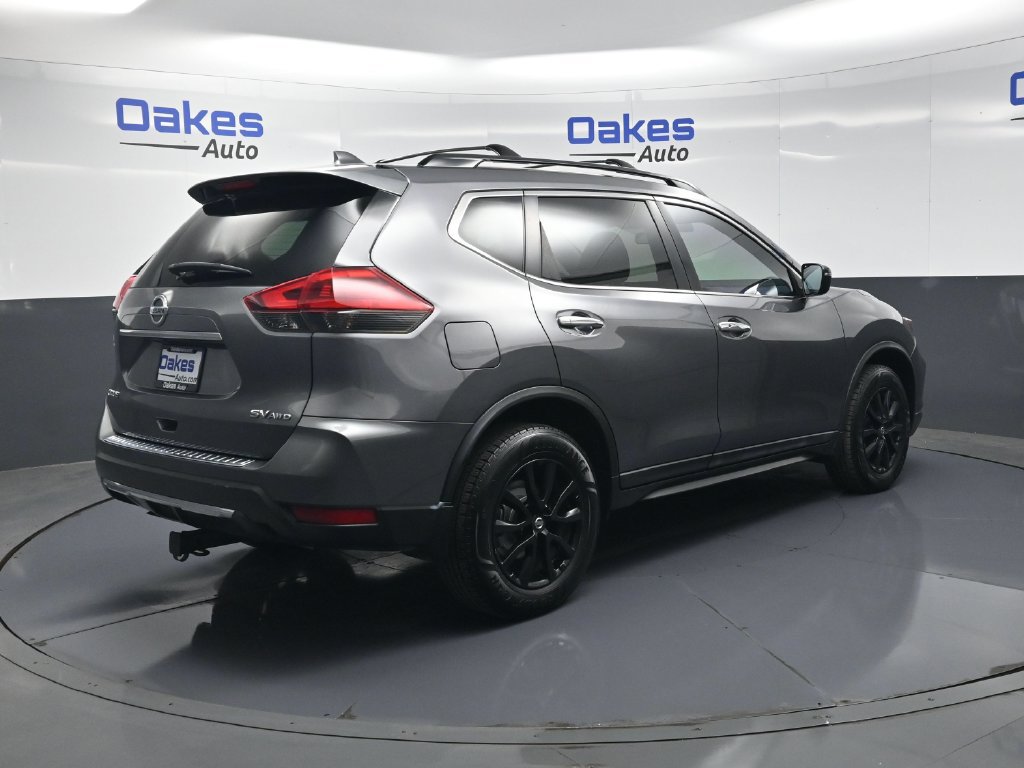Used 2017 Nissan Rogue SV w/ Midnight Edition AWD/4WD image 7