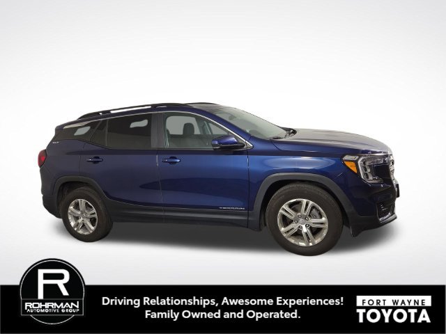Used 2022 GMC Terrain SLE w/ Driver Convenience Package FWD image 5