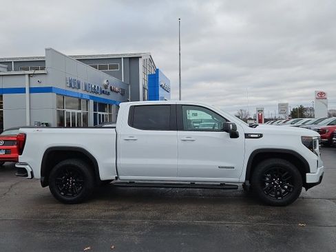 Used 2025 GMC Sierra 1500 Elevation w/ Preferred Package image 12