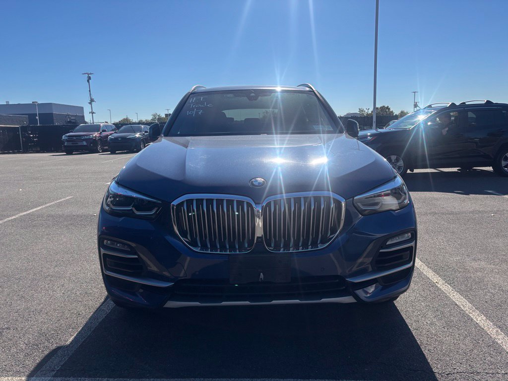 Used 2021 BMW X5 xDrive40i w/ Premium Package AWD/4WD image 2