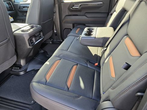 New 2026 GMC Sierra 1500 AT4 w/ AT4 Premium Package image 40