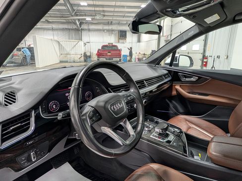 Used 2019 Audi Q7 3.0T Premium Plus w/ Premium Plus Package AWD/4WD image 14