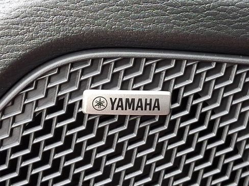 New 2025 Mitsubishi Outlander SE image 24