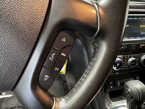 Used 2017 Buick Enclave Leather image 24