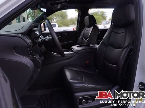 Used 2020 Cadillac Escalade ESV Platinum image 61