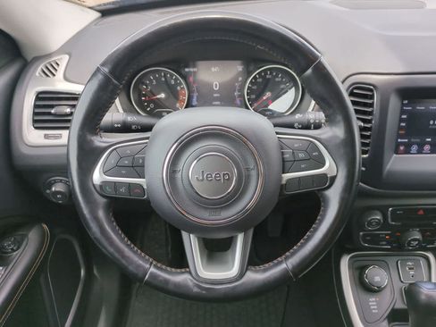 Used 2021 Jeep Compass Latitude w/ Convenience Group AWD/4WD image 16