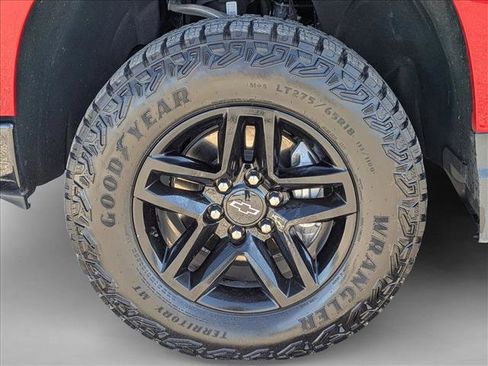 Used 2025 Chevrolet Silverado 1500 Custom Trail Boss image 23