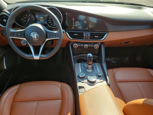 Used 2019 Alfa Romeo Giulia Ti RWD image 20