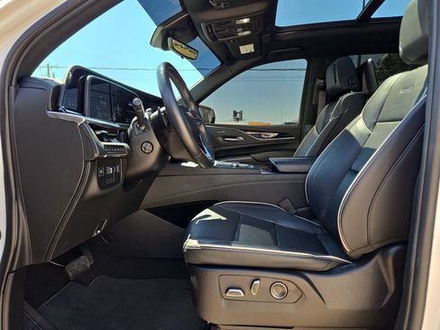 Used 2023 Cadillac Escalade Sport w/ Touring Package AWD/4WD image 16