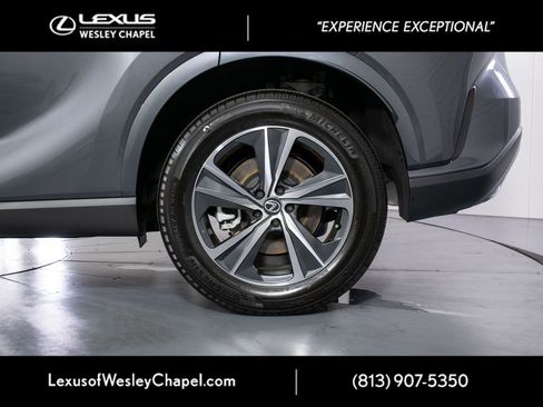 Used 2024 Lexus RX 350h w/ Accessory Package (Z1) AWD/4WD image 11