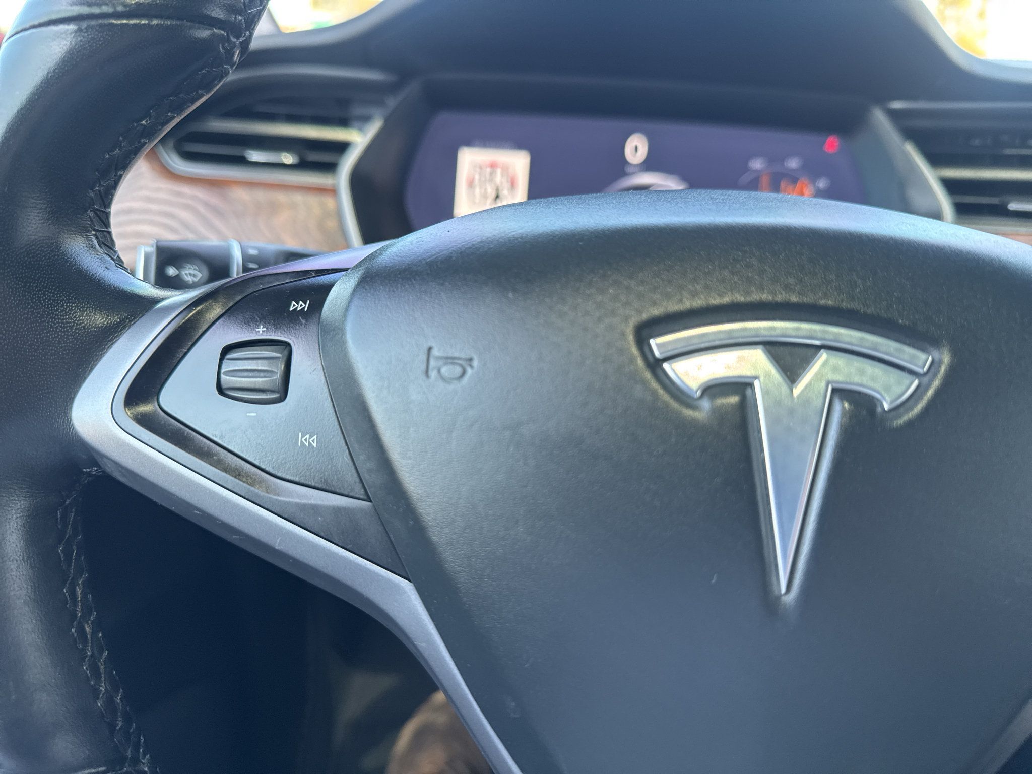 Used 2018 Tesla Model X 100D AWD/4WD image 15