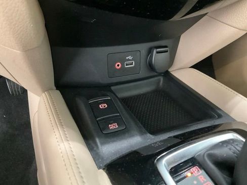 Used 2020 Nissan Rogue SL w/ Premium Package FWD image 14
