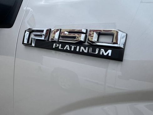 Used 2015 Ford F150 Platinum w/ Equipment Group 701A Luxury AWD/4WD image 11