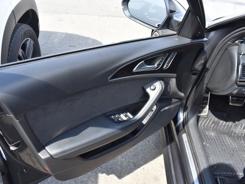 Used 2017 Audi S6 Prestige w/ S6 Sport Package image 22