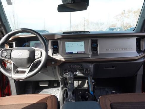 Used 2023 Ford Bronco Outer Banks image 25
