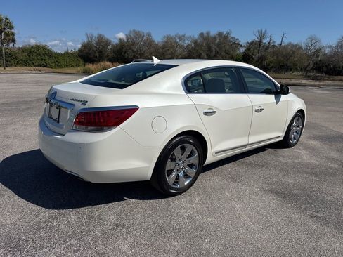 Used 2010 Buick LaCrosse CXS image 7