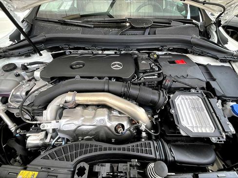 New 2026 Mercedes-Benz GLA 250 4MATIC image 18