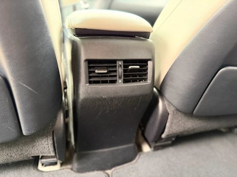 Used 2013 Lexus RX 450h AWD w/ Navigation Pkg image 22