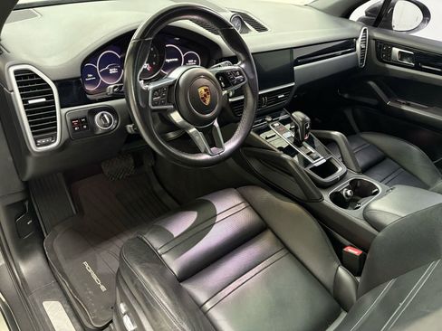 Used 2019 Porsche Cayenne AWD/4WD image 11
