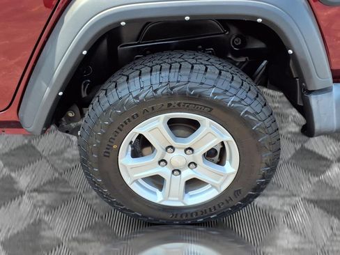 Used 2021 Jeep Wrangler Unlimited Sport AWD/4WD image 22