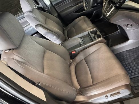 Used 2020 Honda Odyssey EX image 18