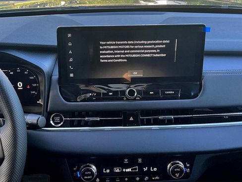 New 2025 Mitsubishi Outlander SEL image 7