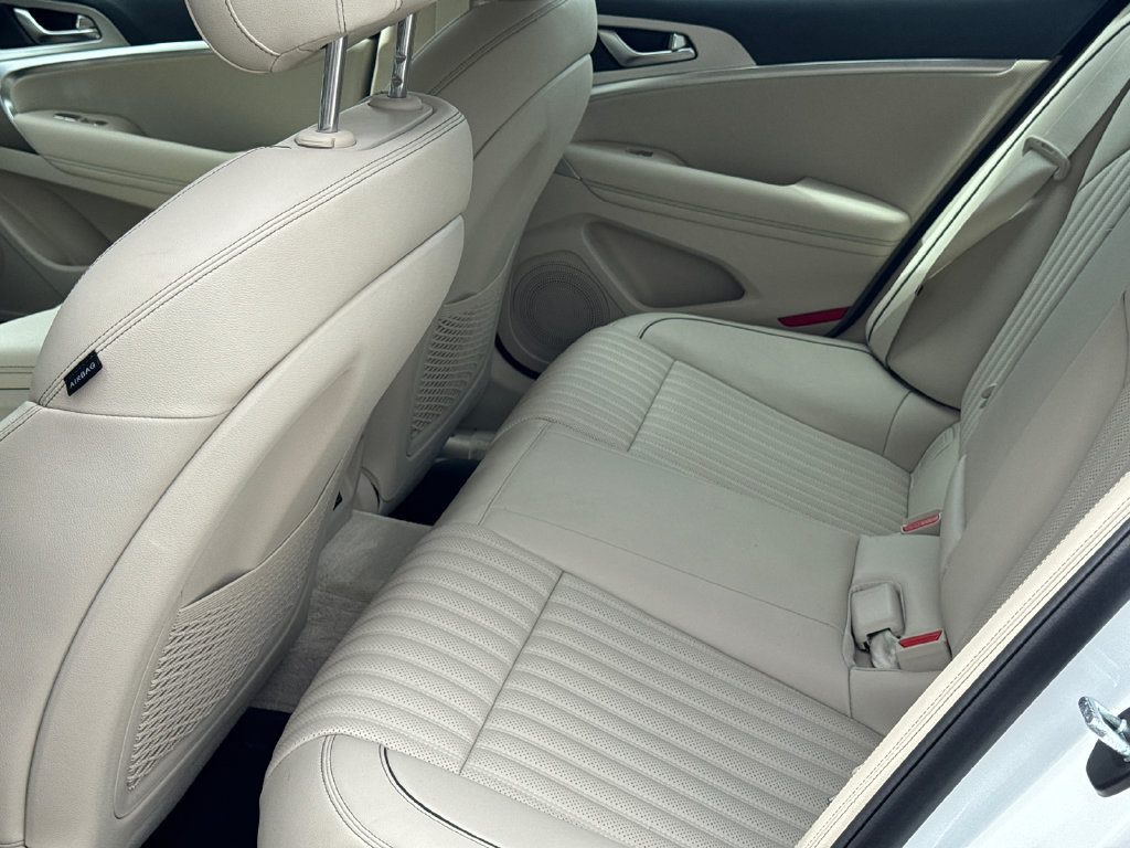 Used 2026 Genesis G70 2.5T Prestige RWD image 20