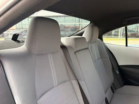 Used 2024 Toyota Corolla SE FWD image 18