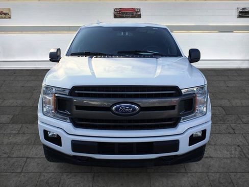 Used 2018 Ford F150 XLT w/ Equipment Group 302A Luxury AWD/4WD image 3