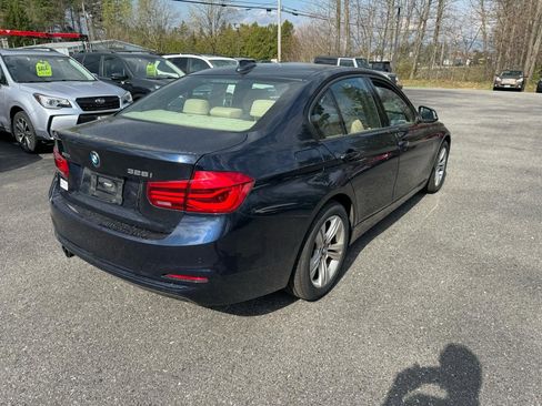 Used 2016 BMW 328i xDrive Sedan AWD/4WD image 5