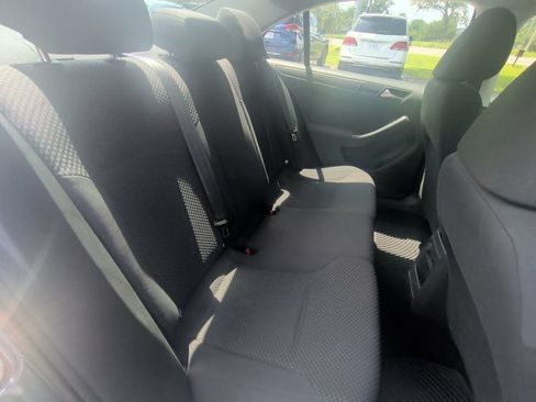 Used 2012 Volkswagen Jetta Sedan FWD image 21