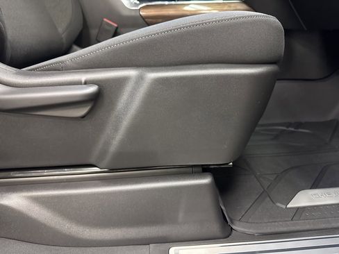 New 2026 Chevrolet Silverado 1500 RST image 19