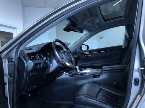 Used 2018 Lexus ES 350 image 10