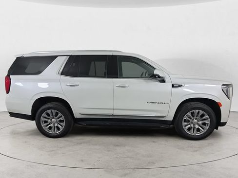 Certified 2022 GMC Yukon Denali AWD/4WD image 6