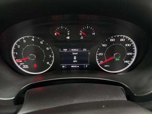Used 2018 GMC Terrain SLE FWD image 15