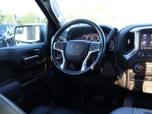 Used 2019 Chevrolet Silverado 1500 LT Trail Boss AWD/4WD image 14