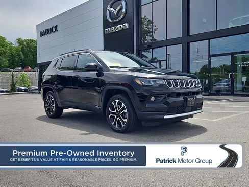 Used 2023 Jeep Compass Limited w/ Sun and Sound Group AWD/4WD image 1