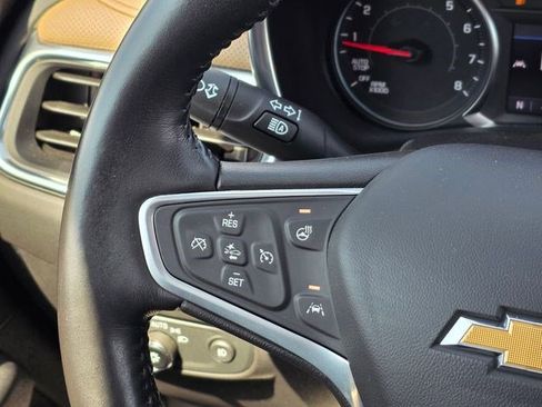 Used 2022 Chevrolet Equinox Premier AWD/4WD image 26