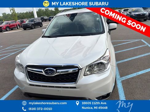 Used 2016 Subaru Forester 2.5i Limited AWD/4WD image 2