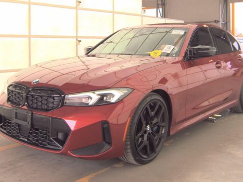 Used 2025 BMW M340i w/ Premium Package image 3