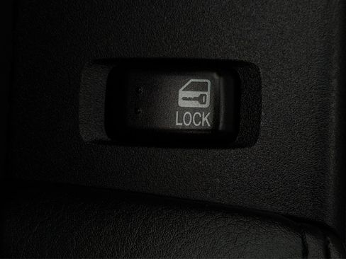 Used 2012 MAZDA MX-5 Miata Grand Touring w/ Premium Pkg image 34