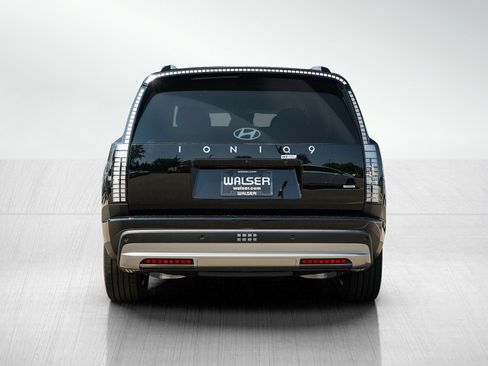 New 2026 Hyundai Ioniq 9 SE image 5