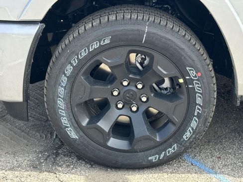 New 2026 RAM 1500 Big Horn AWD/4WD image 8