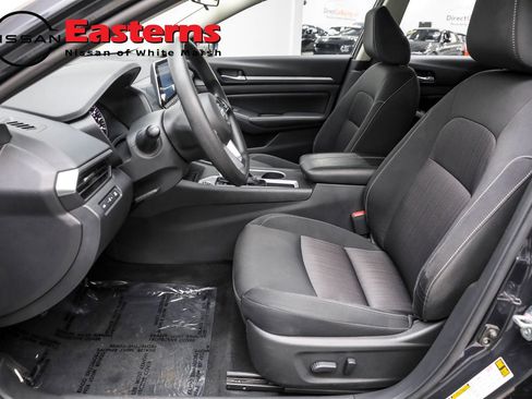 Used 2022 Nissan Altima 2.5 SV image 16